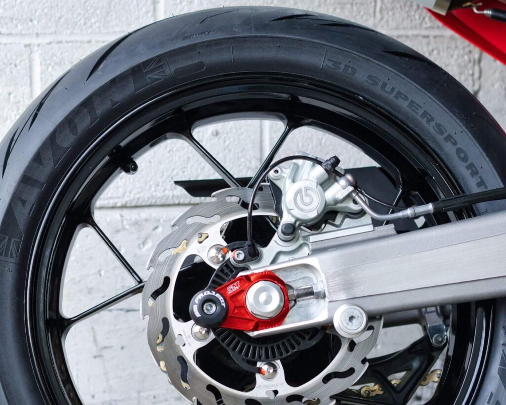 Avon 3D Supersport Rear Tyre Detail