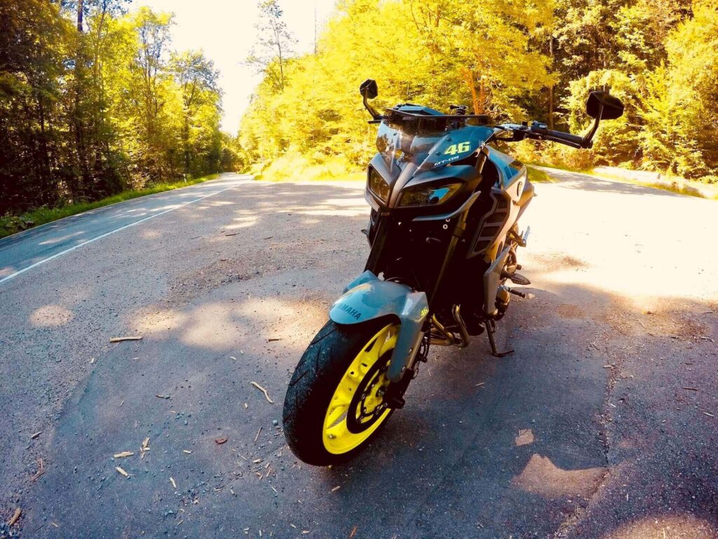 Bridgestone Battlax S20 Evo Front Tire Yamaha MT09