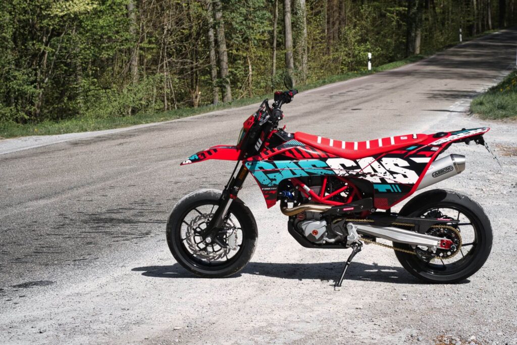 ContiAttack SM 2 on GasGas SM 700