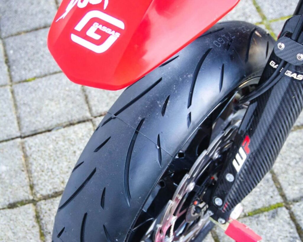 Maxxis Supermaxx Sport Front Tire