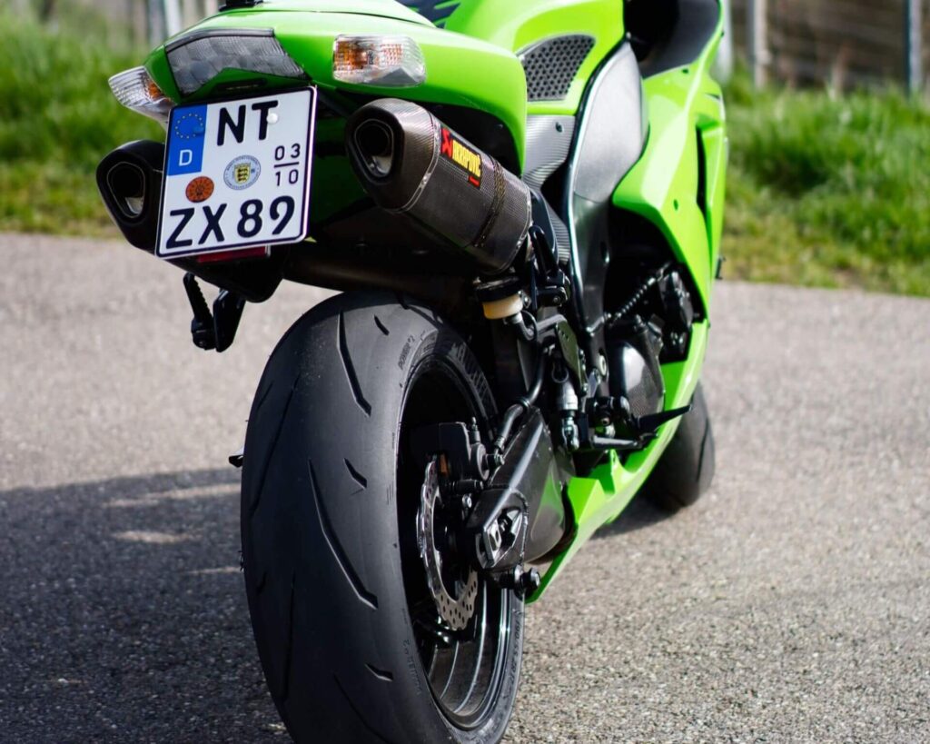 Michelin Power GP 2 Rear Tire on Kawasaki Ninja ZX10R