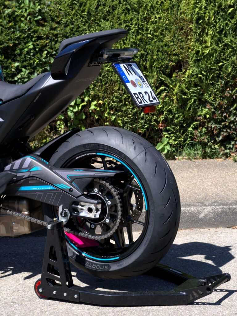 Metzeler Sportec 01