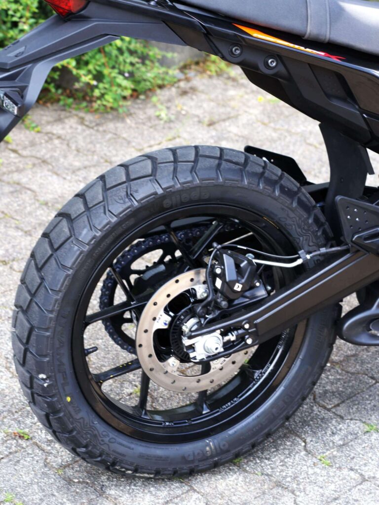 Apollo Tramplr XR Rear Tyre